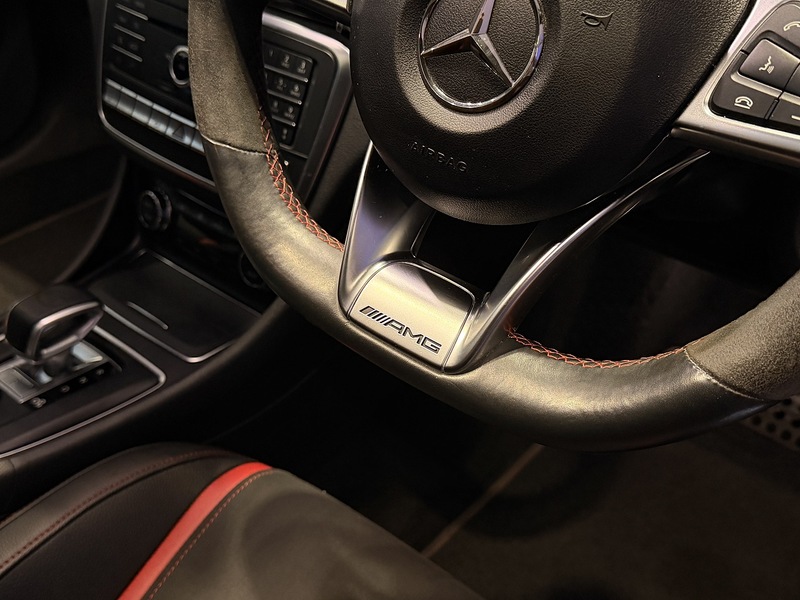 Mercedes-Benz GLA 2.0 GLA45 AMG (Premium) SUV 5dr Petrol AMG SpdS DCT 4MATIC Euro 6 (s/s) (381 ps) - U291