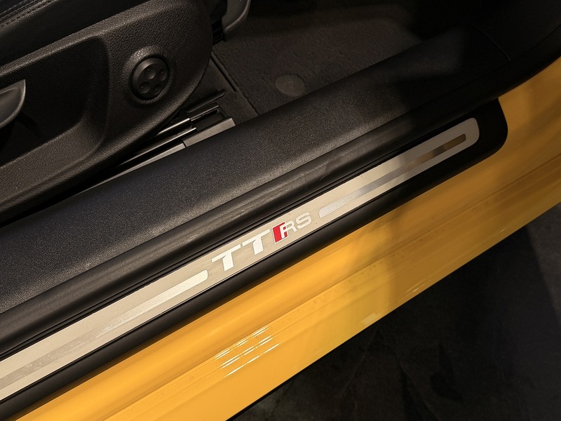 Audi TT RS 2.5 TFSI Sport Edition Coupe 3dr Petrol S Tronic quattro Euro 6 (s/s) (400 ps) - U294