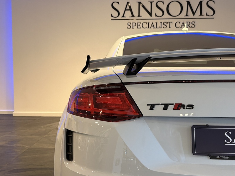 Audi TT RS 2.5 TFSI Sport Edition Coupe 3dr Petrol S Tronic quattro Euro 6 (s/s) (400 ps) - U305