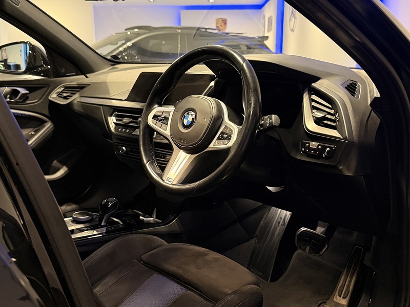 BMW 1 Series 2.0 M135i Hatchback 5dr Petrol Auto xDrive Euro 6 (s/s) (306 ps) - U316