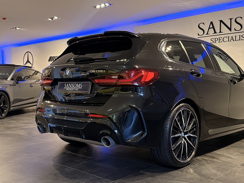 BMW 1 Series 2.0 M135i Hatchback 5dr Petrol Auto xDrive Euro 6 (s/s) (306 ps) - U316