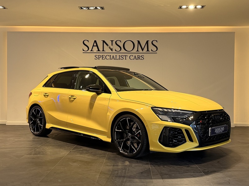 Audi RS3 2.5 TFSI Vorsprung Sportback 5dr Petrol S Tronic quattro Euro 6 (s/s) (400 ps) - U322
