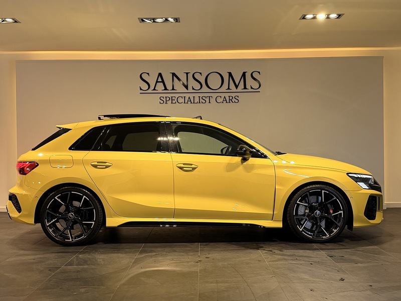 Audi RS3 2.5 TFSI Vorsprung Sportback 5dr Petrol S Tronic quattro Euro 6 (s/s) (400 ps) - U322