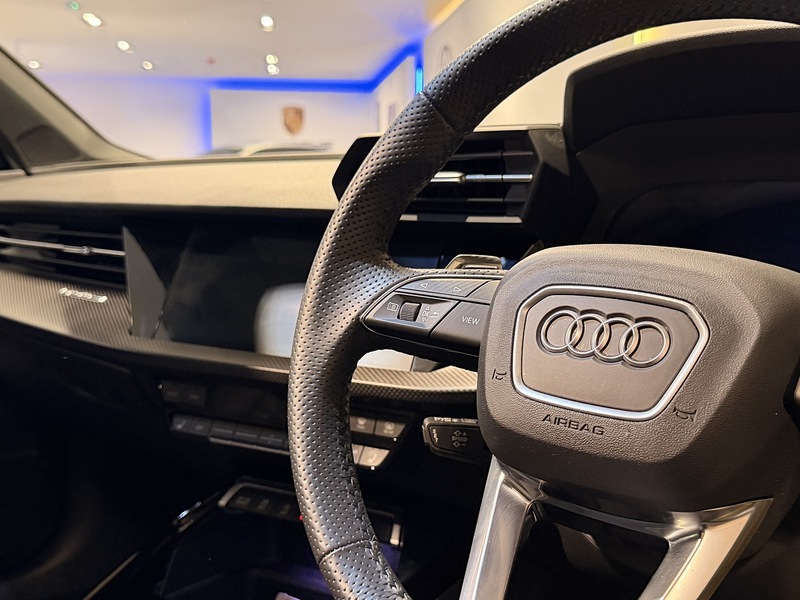 Audi RS3 2.5 TFSI Vorsprung Sportback 5dr Petrol S Tronic quattro Euro 6 (s/s) (400 ps) - U322
