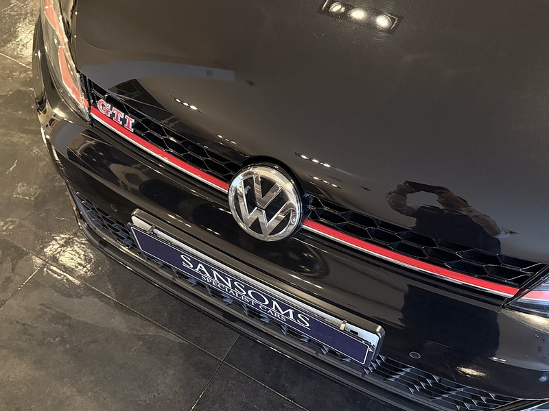 Volkswagen Golf 2.0 TSI GTI Performance Hatchback 5dr Petrol Manual Euro 6 (s/s) (245 ps) - U331
