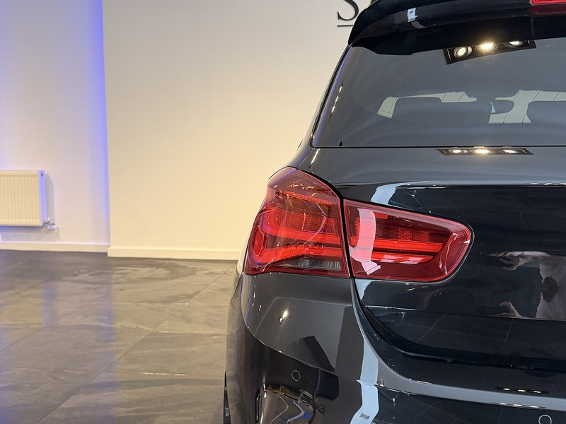 BMW 1 Series 3.0 M140i GPF Shadow Edition Hatchback 5dr Petrol Auto Euro 6 (s/s) (340 ps) - U334