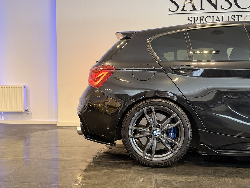 BMW 1 Series 3.0 M140i GPF Shadow Edition Hatchback 5dr Petrol Auto Euro 6 (s/s) (340 ps) - U334