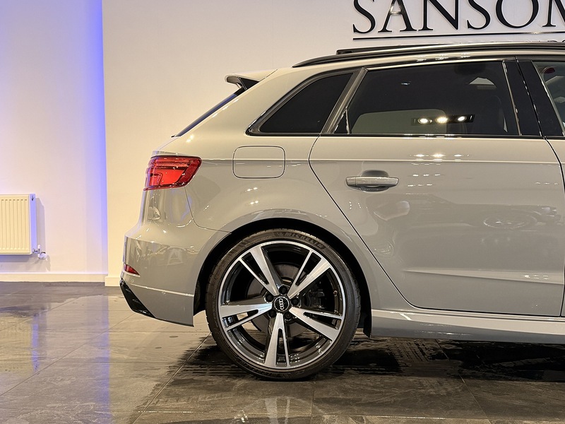 Audi RS3 2.5 TFSI GPF Audi Sport Edition Sportback 5dr Petrol S Tronic quattro Euro 6 (s/s) (400 ps) - U340