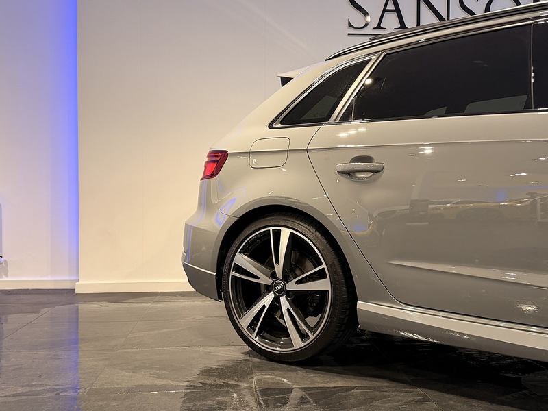Audi RS3 2.5 TFSI GPF Audi Sport Edition Sportback 5dr Petrol S Tronic quattro Euro 6 (s/s) (400 ps) - U340