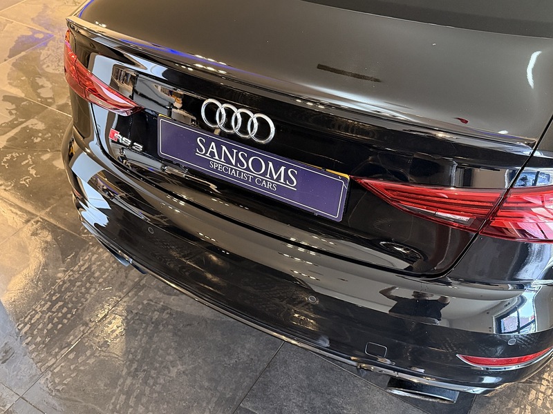 Audi RS3 2.5 TFSI Saloon 4dr Petrol S Tronic quattro Euro 6 (s/s) (400 ps) - U344