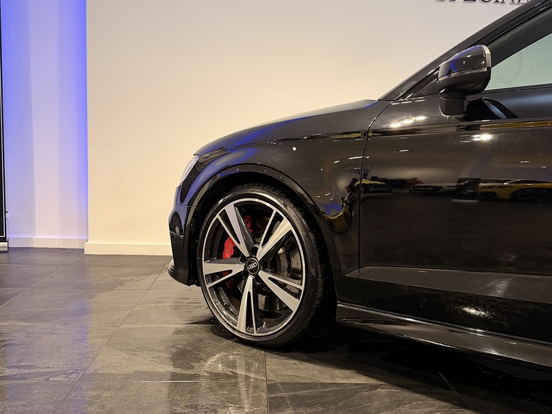 Audi RS3 2.5 TFSI Saloon 4dr Petrol S Tronic quattro Euro 6 (s/s) (400 ps) - U344
