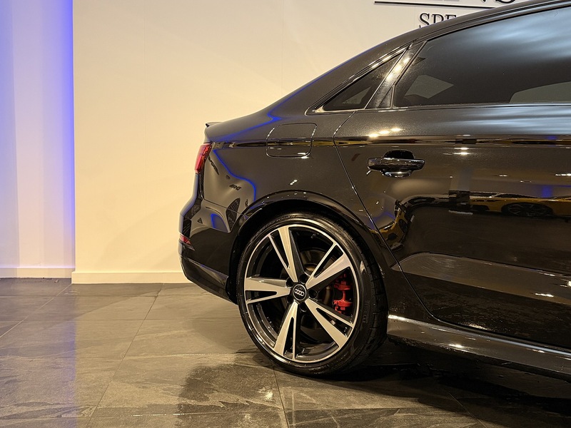 Audi RS3 2.5 TFSI Saloon 4dr Petrol S Tronic quattro Euro 6 (s/s) (400 ps) - U344