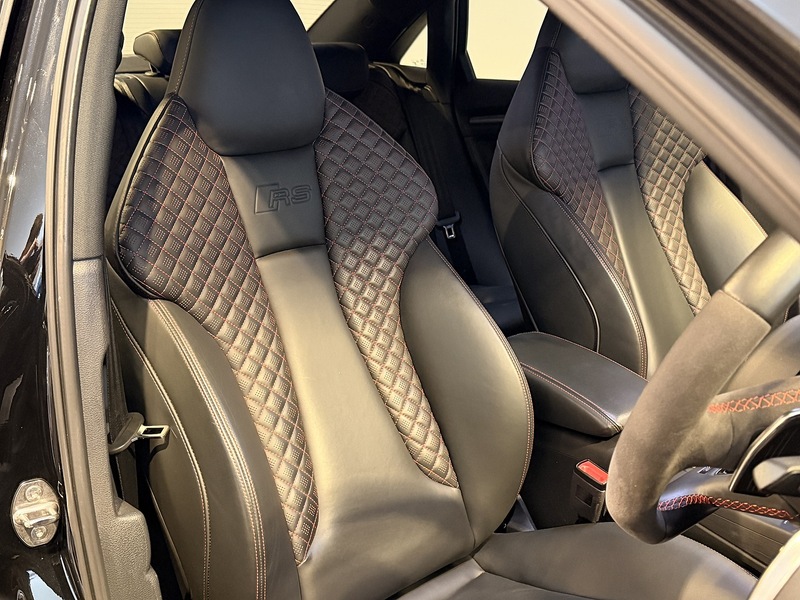Audi RS3 2.5 TFSI Saloon 4dr Petrol S Tronic quattro Euro 6 (s/s) (400 ps) - U344