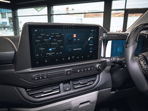 320 Limited L1 H1 2.5 DCIV Automatic PHEV