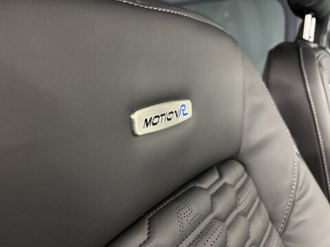 320 Limited L1 H1 2.0 MULTICAB Automatic Diesel