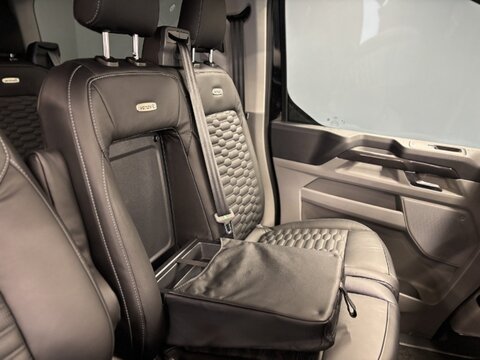 320 Limited L1 H1 2.0 MULTICAB Automatic Diesel