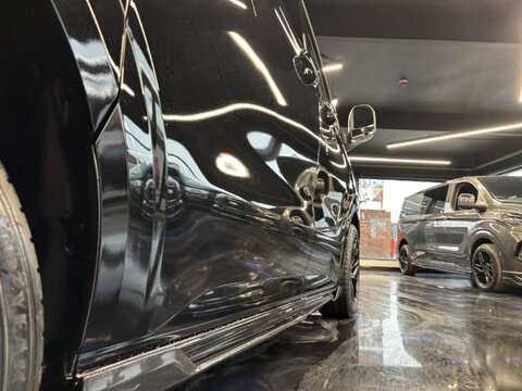 320 Limited L1 H1 2.0 MULTICAB Automatic Diesel