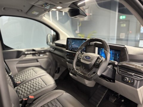 320 Limited L1 H1 2.0 MULTICAB Automatic Diesel