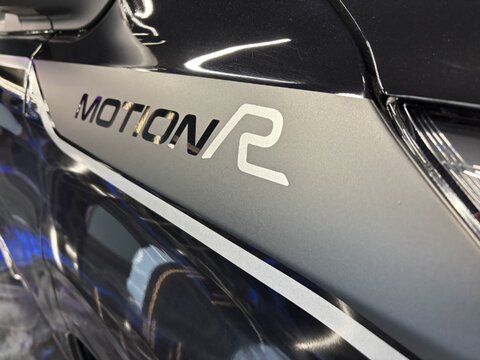 320 Limited L1 H1 2.0 MULTICAB Automatic Diesel