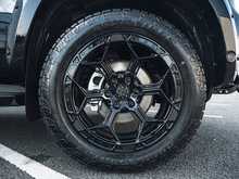 Volkswagen Amarok Style Motion R Black Series