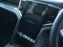 Volkswagen Amarok Style Motion R Black Series