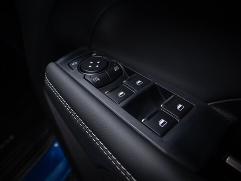 2.0TDI (205) Style Premium 4MOTION Euro 6 Pick Up 2.0 Automatic Diesel