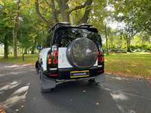 Land Rover Defender 110 3.0 D250 Hard Top S Auto 