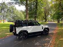 Land Rover Defender 110 3.0 D250 Hard Top S Auto 