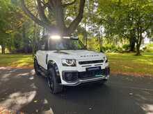 Land Rover Defender 110 3.0 D250 Hard Top S Auto 