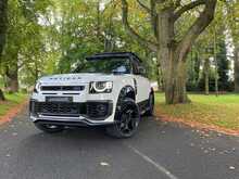 Land Rover Defender 110 3.0 D250 Hard Top S Auto 