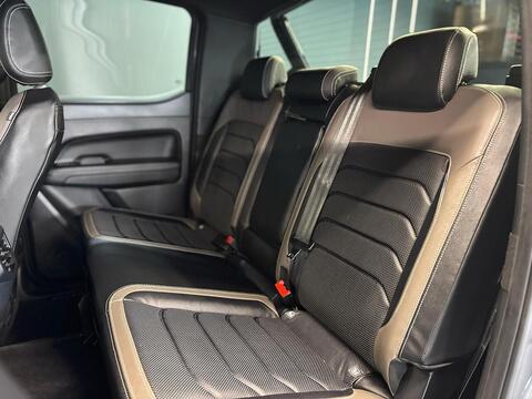 3.0TDI V6 Style 4MOTION Euro 6 *P/Pack* 3.0 Pick-up Automatic Diesel 3.0 Pick Up Automatic Diesel 3.0 Pick Up Automatic Diesel