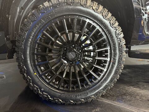 3.0TDI V6 Style 4MOTION Euro 6 *P/Pack* 3.0 Pick-up Automatic Diesel 3.0 Pick Up Automatic Diesel 3.0 Pick Up Automatic Diesel