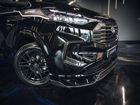 320 Limited P/V L2 H1 *MC EDITION* Panel Automatic Diesel