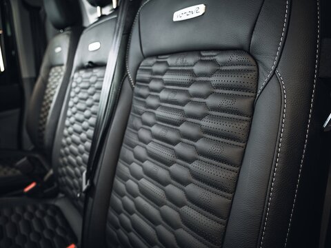 320 Limited P/V L2 H1 *MC EDITION* Panel Automatic Diesel