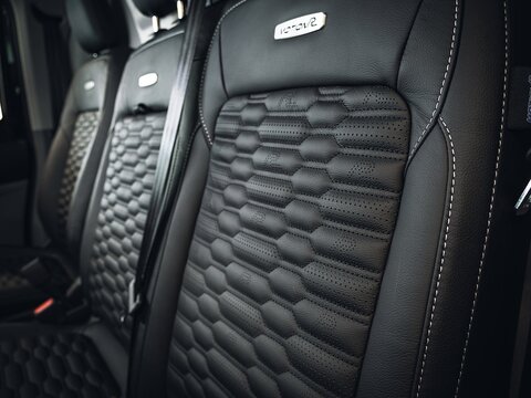 320 Limited P/V L2 H1 *MC EDITION* Panel Automatic Diesel