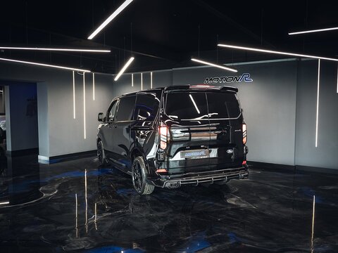 320 Limited P/V L2 H1 *MC EDITION* Panel Automatic Diesel