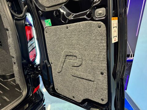 320 Limited P/V L2 H1 *MC EDITION* Panel Automatic Diesel