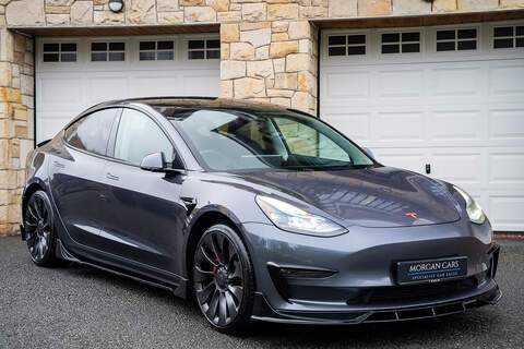 Tesla Model 3 2.5 TFSI Saloon 4dr Petrol S Tronic quattro Euro 6 (s/s) (400 ps)