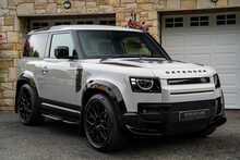 Land Rover Defender 90
