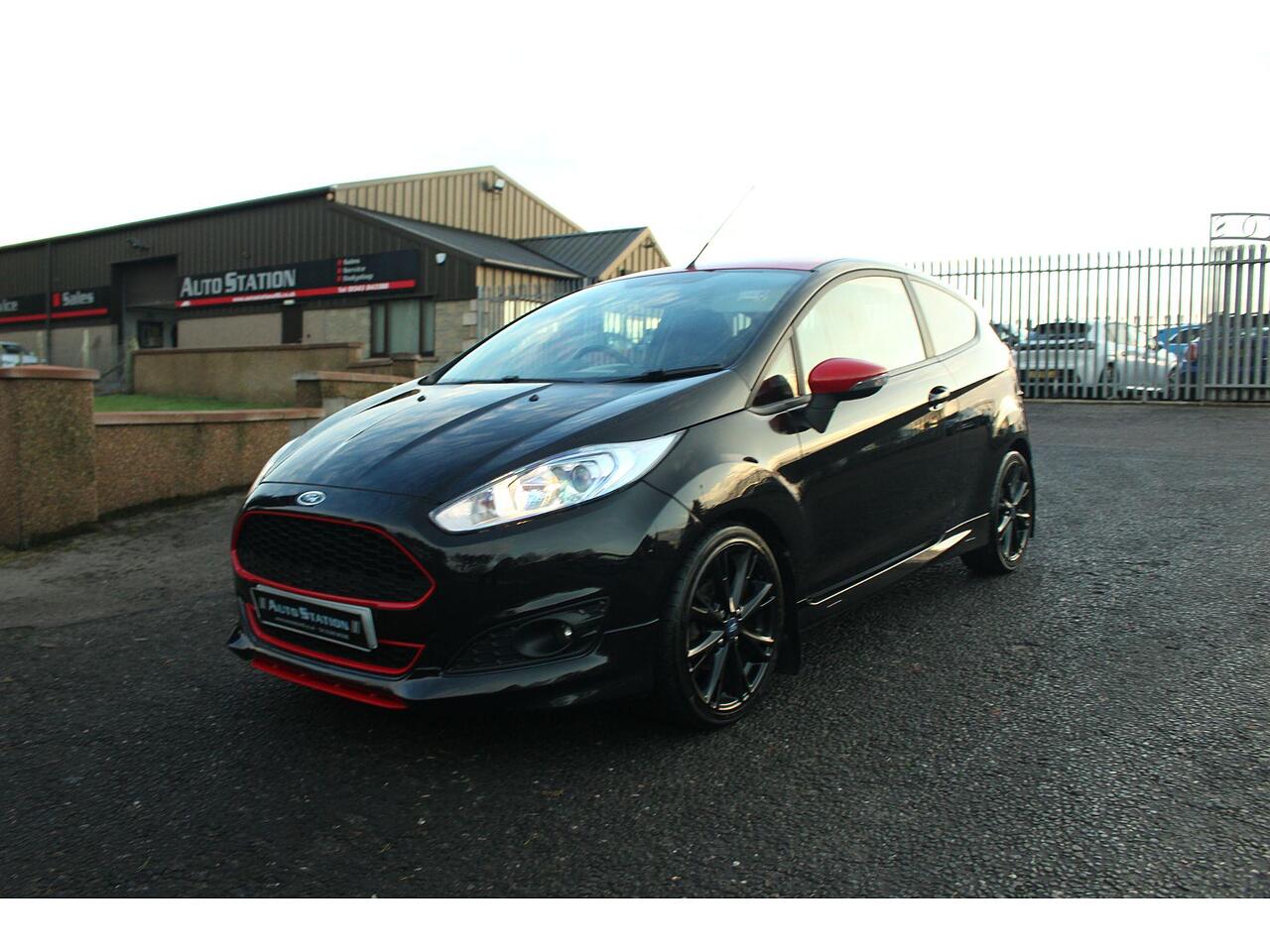 Used 2015 Ford Fiesta Fiesta 1.0T EcoBoost Zetec S Black Edition Euro 5 ...