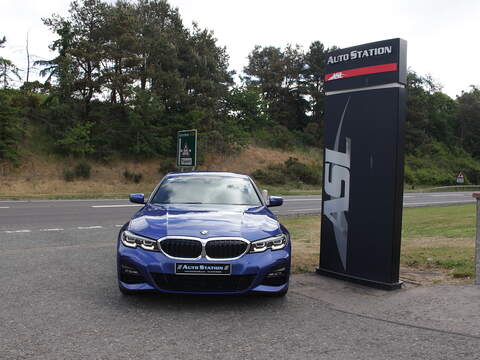 BMW 3 Series 2.0 320d M Sport Saloon 4dr Diesel Auto Euro 6 (s/s) (190 ps) - U6431