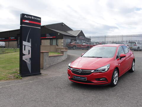 Vauxhall Astra 1.4i Turbo SRi Hatchback 5dr Petrol Manual Euro 6 (150 ps) - U6446
