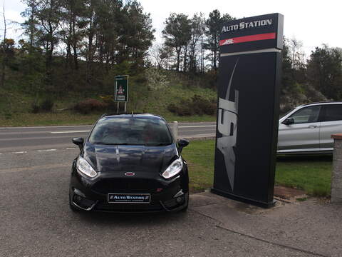 Ford Fiesta 1.6T EcoBoost ST-3 Hatchback 3dr Petrol Manual Euro 5 (s/s) (182 ps) - U6531