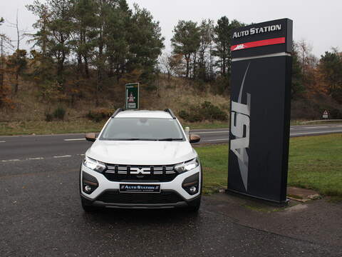 Dacia Jogger 1.6 Hybrid EXTREME MPV 5dr Petrol Hybrid Auto Euro 6 (s/s) (140 ps) - U6539