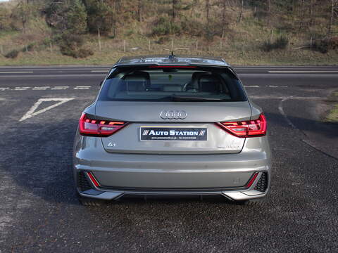 Audi A1 1.5 TFSI 35 S line Sportback 5dr Petrol Manual Euro 6 (s/s) (150 ps) - U6596