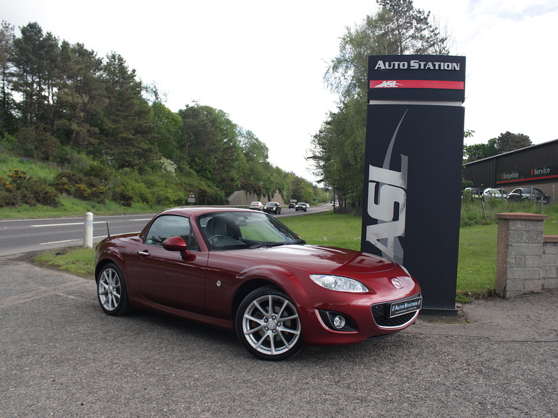 Red 2012 Mazda MX-5 2.0 Roadster Sport Tech Coupe Rear-wheel drive Manual