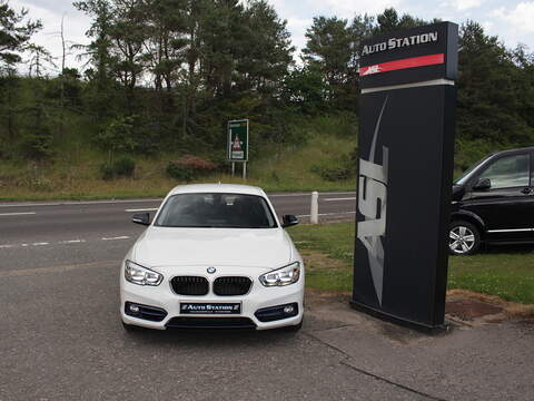 BMW 1 Series 1.5 118i Sport Hatchback 5dr Petrol Manual Euro 6 (s/s) (136 ps) - U6671
