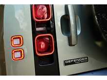 Land Rover Defender 110 2.0 SD4 First Edition Auto 4WD Euro 6 (s/s) 5dr - U139