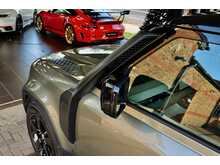 Land Rover Defender 110 2.0 SD4 First Edition Auto 4WD Euro 6 (s/s) 5dr - U139