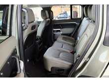 Land Rover Defender 110 2.0 SD4 First Edition Auto 4WD Euro 6 (s/s) 5dr - U139